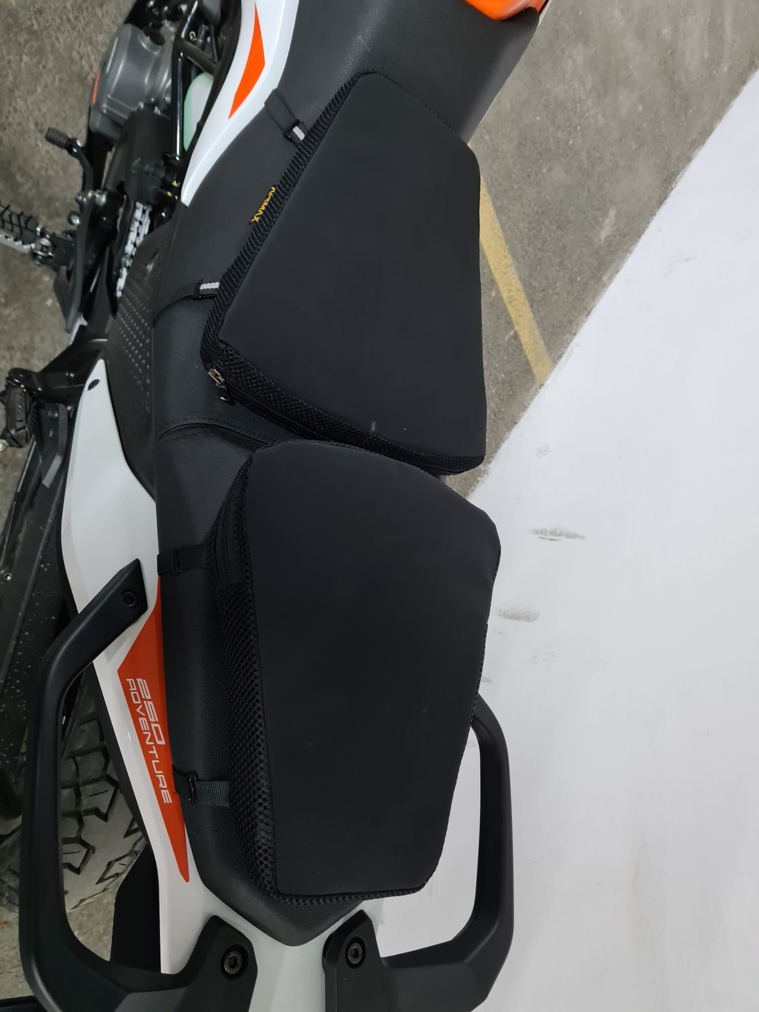KTM 250 - 390 ADV ve Duke için artçı Konfor Sele Minderi